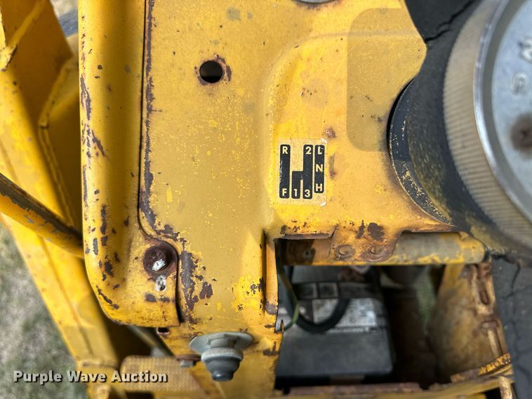 image for item ER8038 1971 Massey Ferguson MF54 backhoe