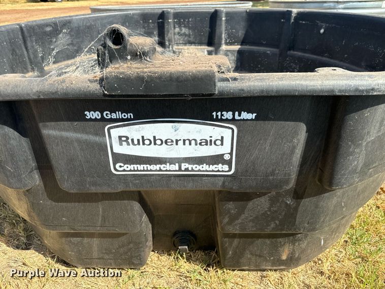 image for item IE9113 Livestock feed and water troughs