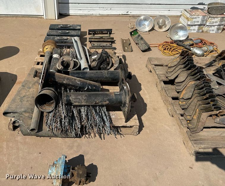 image for item IE9115 Ag equipment 