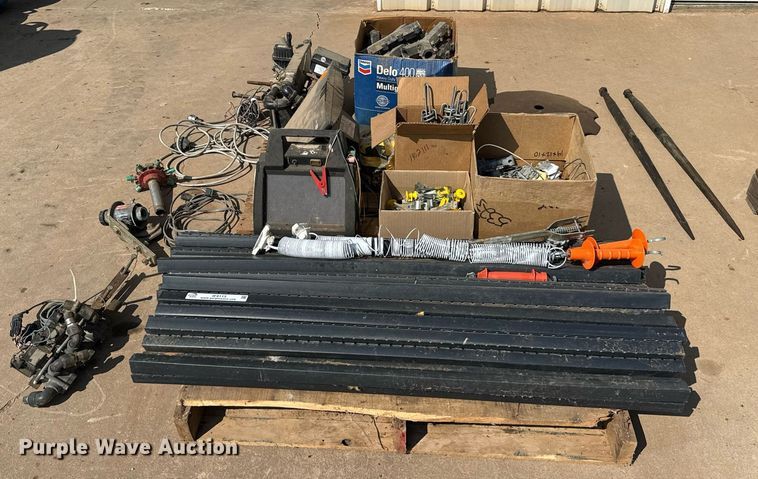 image for item IE9115 Ag equipment 