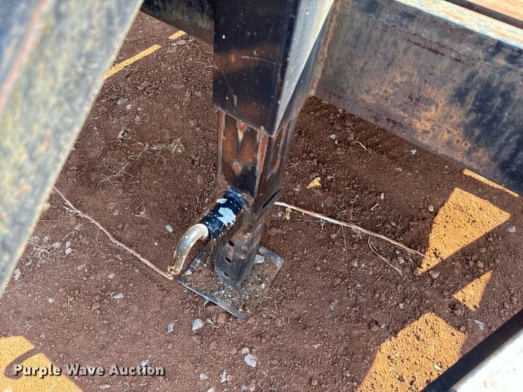 image for item IE9118 Equipment trailer