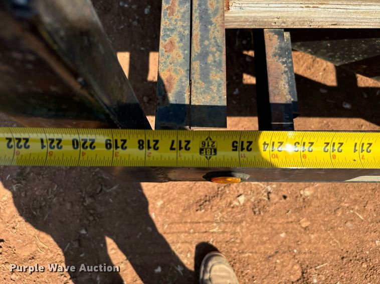 image for item IE9118 Equipment trailer