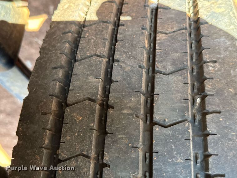 image for item IE9118 Equipment trailer