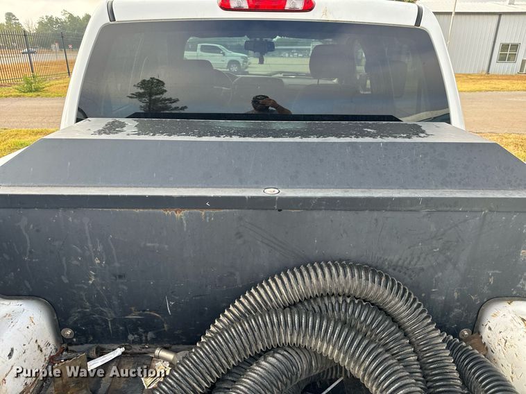 image for item IE9128 2011 Chevrolet  Silverado 1500 Crew Cab pickup truck