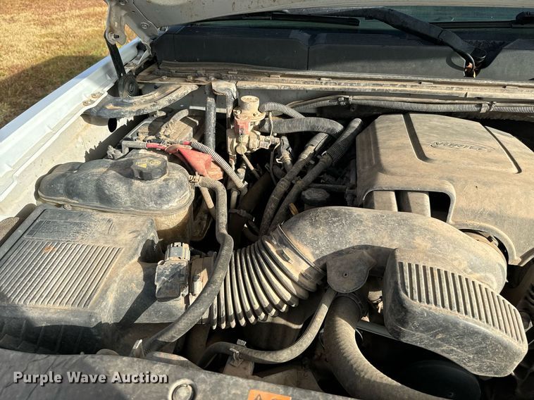 image for item IE9128 2011 Chevrolet  Silverado 1500 Crew Cab pickup truck