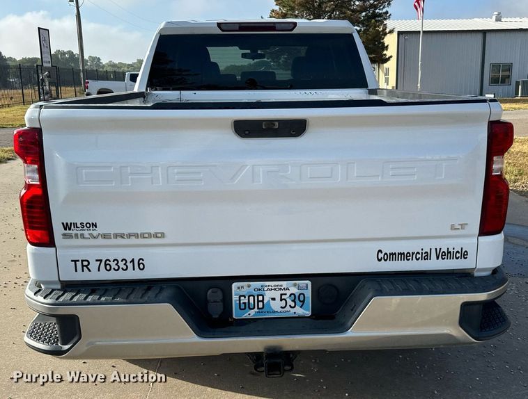 image for item IE9129 2019 Chevrolet  Silverado 1500 Double Cab pickup truck