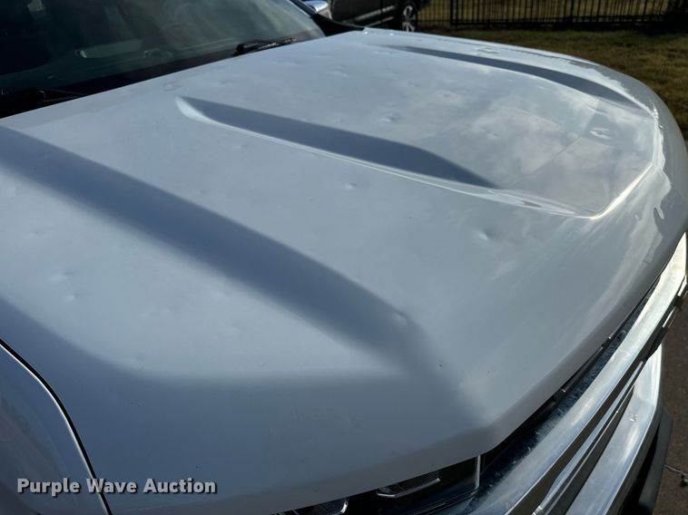 image for item IE9129 2019 Chevrolet  Silverado 1500 Double Cab pickup truck