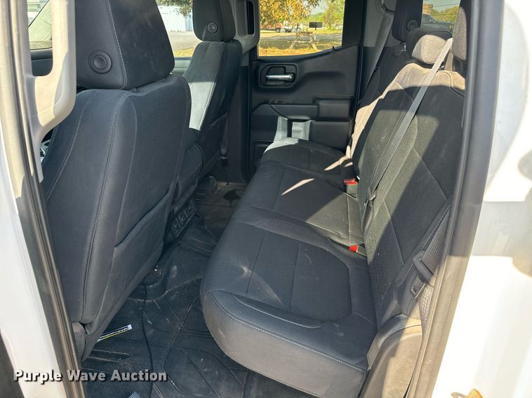 image for item IE9129 2019 Chevrolet  Silverado 1500 Double Cab pickup truck