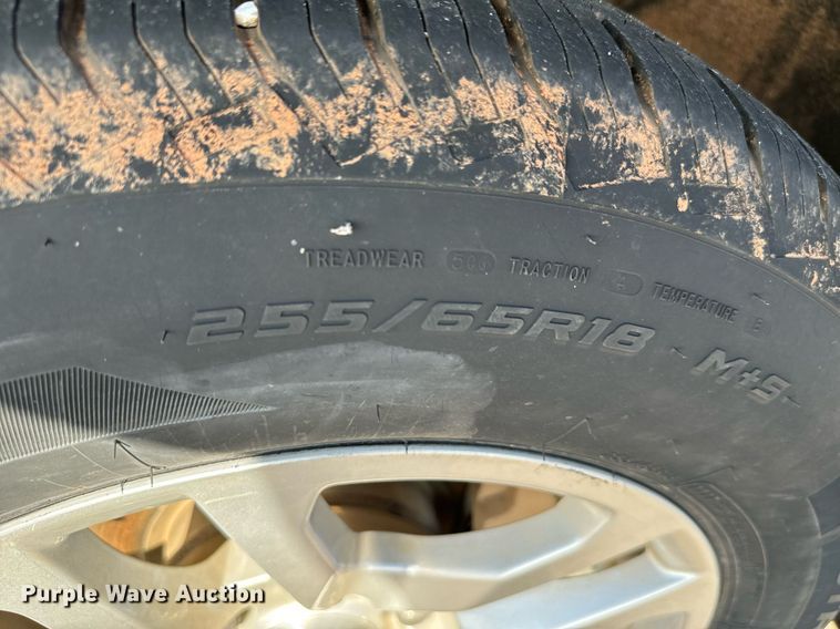 image for item IE9129 2019 Chevrolet  Silverado 1500 Double Cab pickup truck