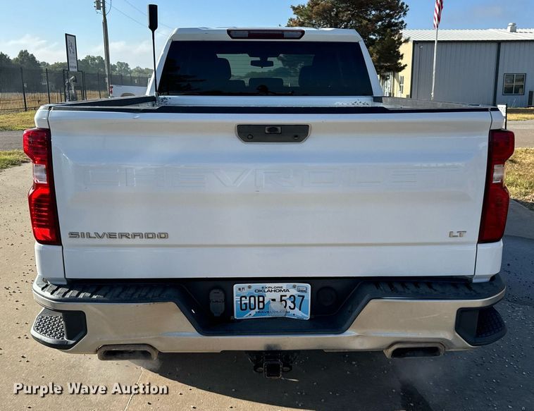 image for item IE9130 2019 Chevrolet Silverado 1500 Double Cab pickup truck