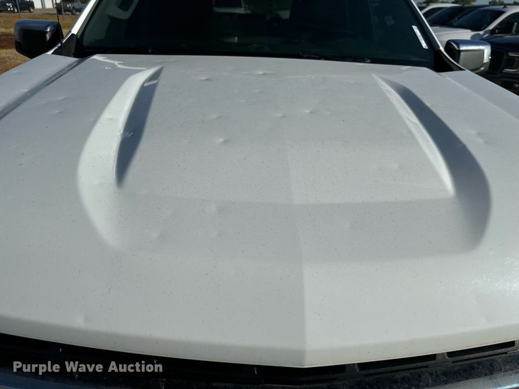 image for item IE9130 2019 Chevrolet Silverado 1500 Double Cab pickup truck