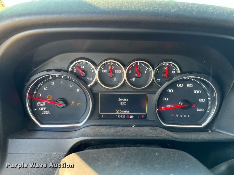 image for item IE9130 2019 Chevrolet Silverado 1500 Double Cab pickup truck