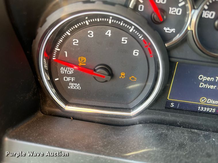 image for item IE9130 2019 Chevrolet Silverado 1500 Double Cab pickup truck