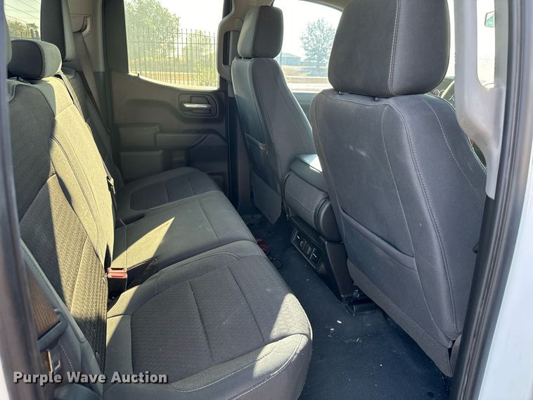 image for item IE9130 2019 Chevrolet Silverado 1500 Double Cab pickup truck