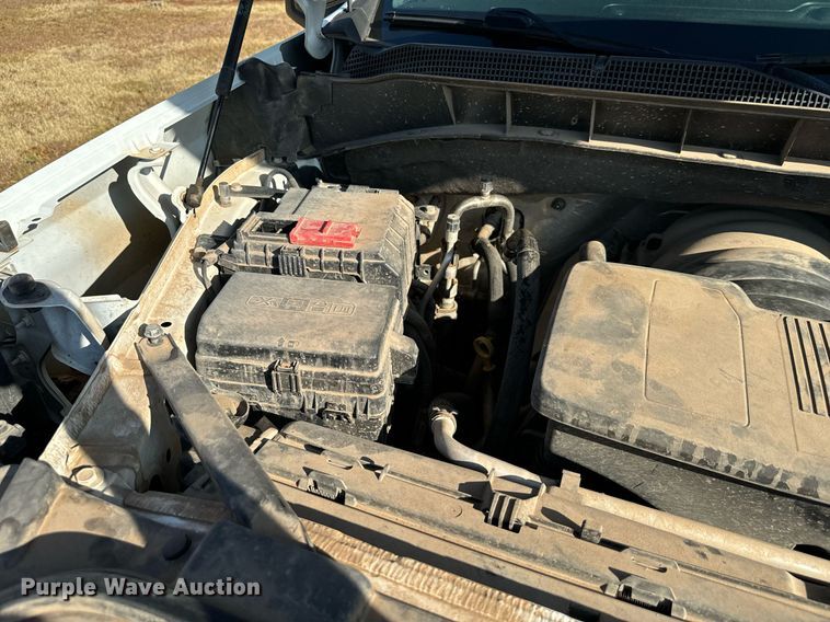 image for item IE9130 2019 Chevrolet Silverado 1500 Double Cab pickup truck