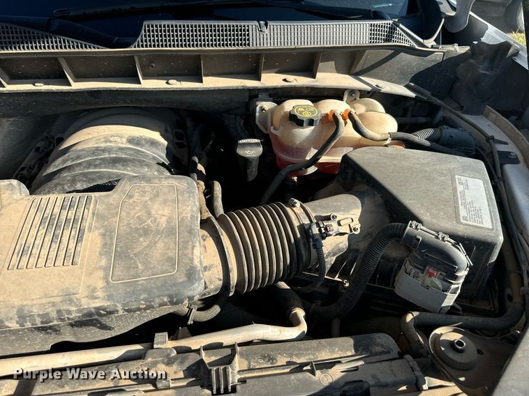 image for item IE9130 2019 Chevrolet Silverado 1500 Double Cab pickup truck