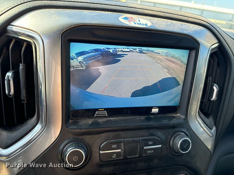 image for item IE9131 2019 Chevrolet  Silverado 1500 Double Cab pickup truck