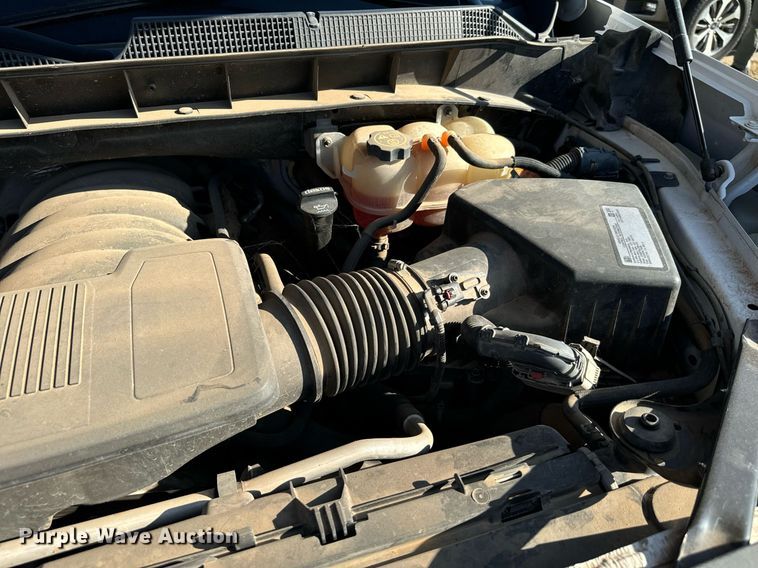 image for item IE9131 2019 Chevrolet  Silverado 1500 Double Cab pickup truck