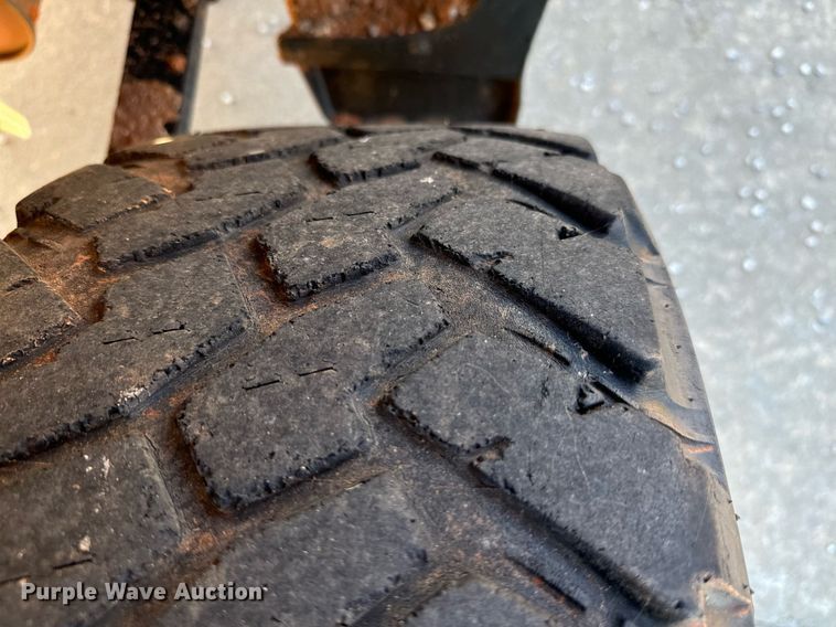 image for item IE9131 2019 Chevrolet  Silverado 1500 Double Cab pickup truck