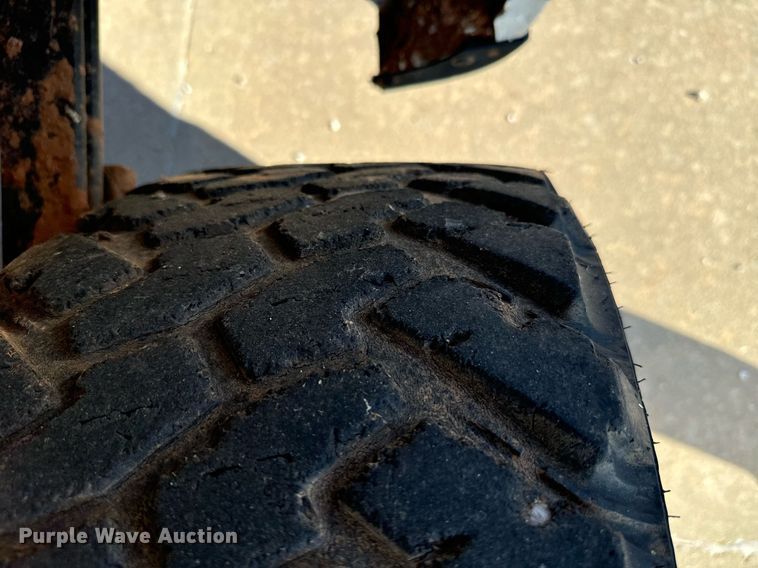 image for item IE9131 2019 Chevrolet  Silverado 1500 Double Cab pickup truck