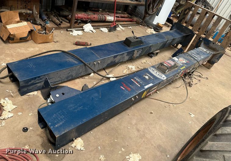 image for item IE9135 Challenger Lifts VS10 automotive lift