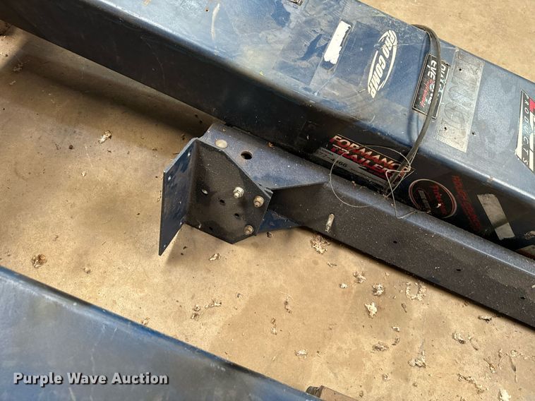 image for item IE9135 Challenger Lifts VS10 automotive lift