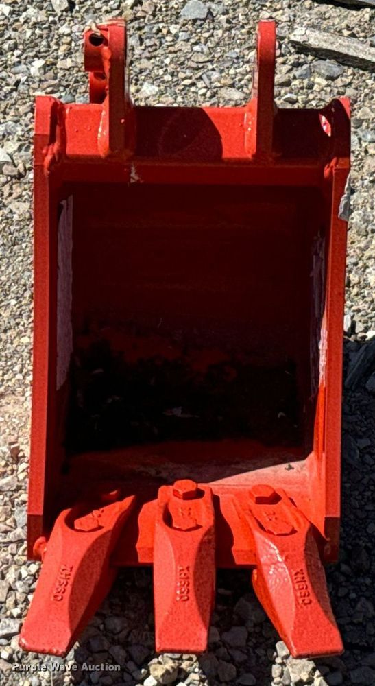 image for item IE9143 Kubota  K7760 excavator bucket
