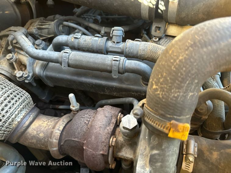 image for item IE9146 2017 New Holland C232 tracked skid steer loader