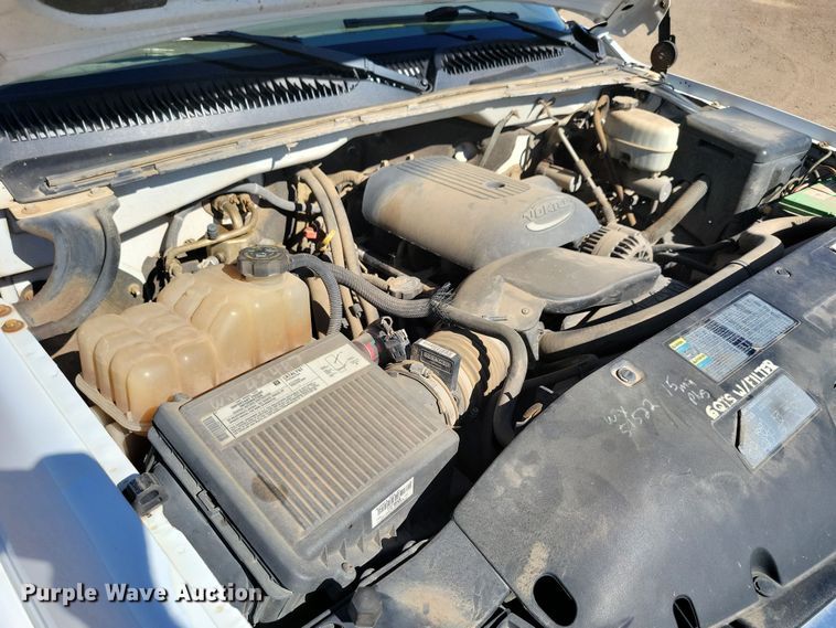 image for item JO9385 2005 GMC Sierra 2500HD Ext. Cab pickup truck