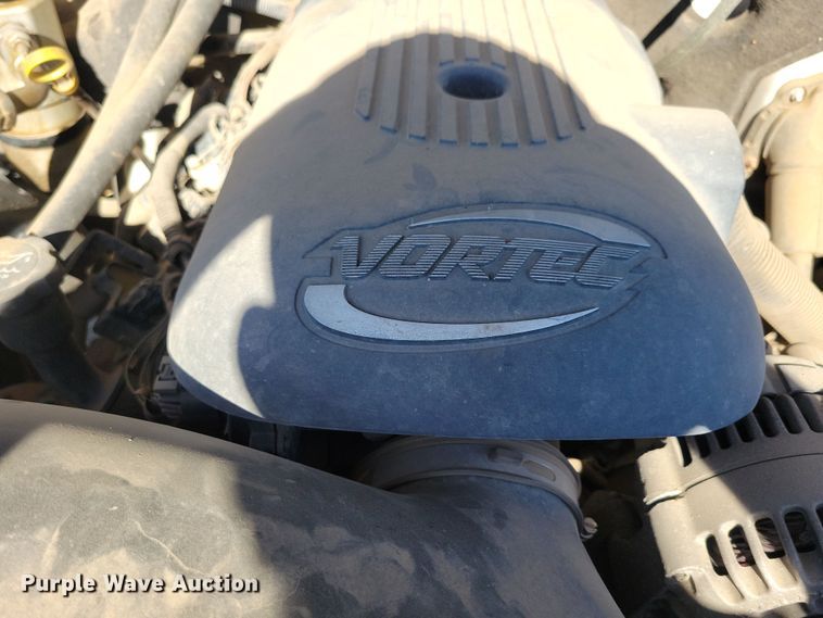 image for item JO9385 2005 GMC Sierra 2500HD Ext. Cab pickup truck