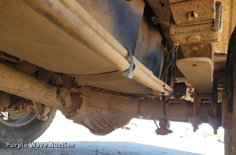 image for item JO9385 2005 GMC Sierra 2500HD Ext. Cab pickup truck