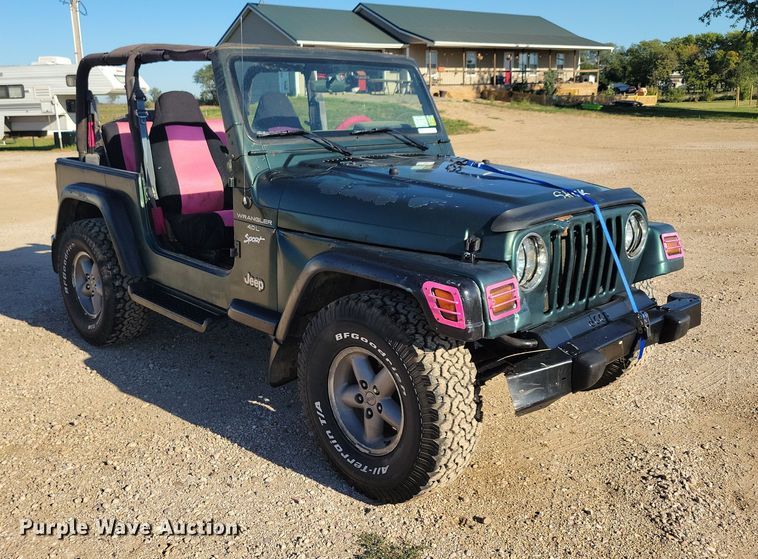 image for item JO9388 1997 Jeep Wrangler SUV