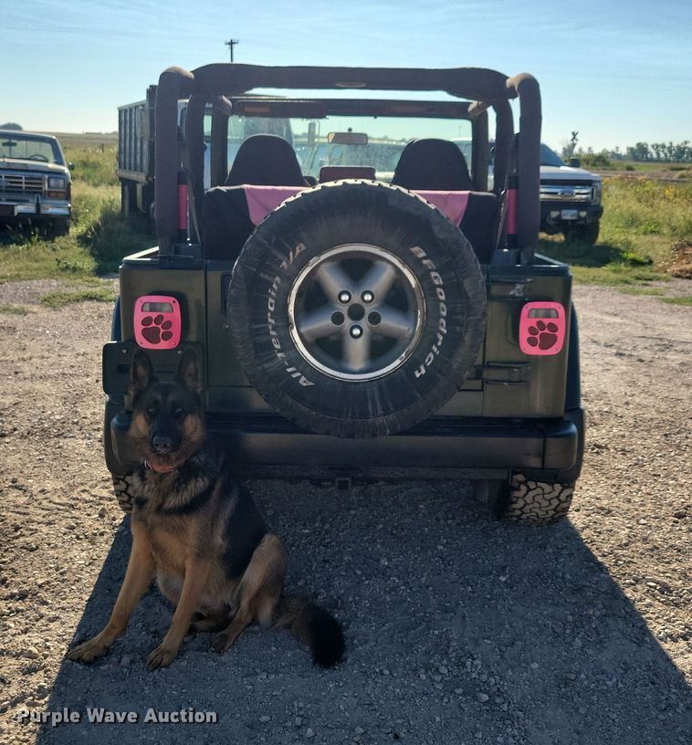 image for item JO9388 1997 Jeep Wrangler SUV