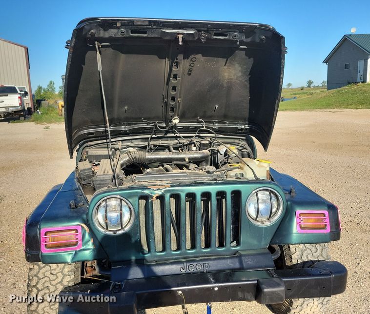 image for item JO9388 1997 Jeep Wrangler SUV