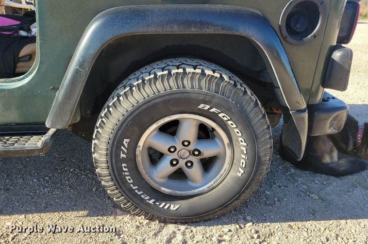 image for item JO9388 1997 Jeep Wrangler SUV