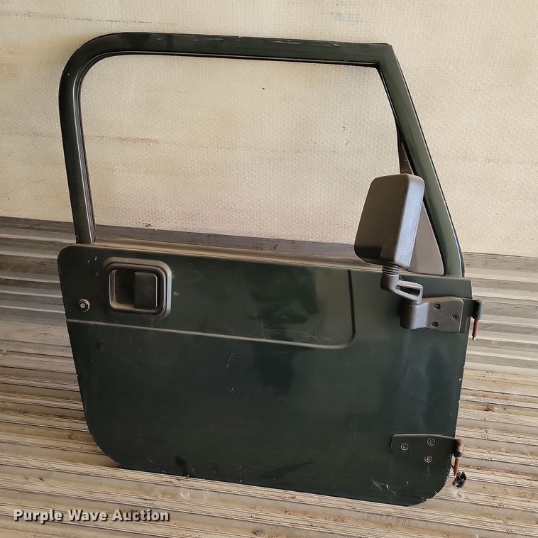 image for item JO9388 1997 Jeep Wrangler SUV