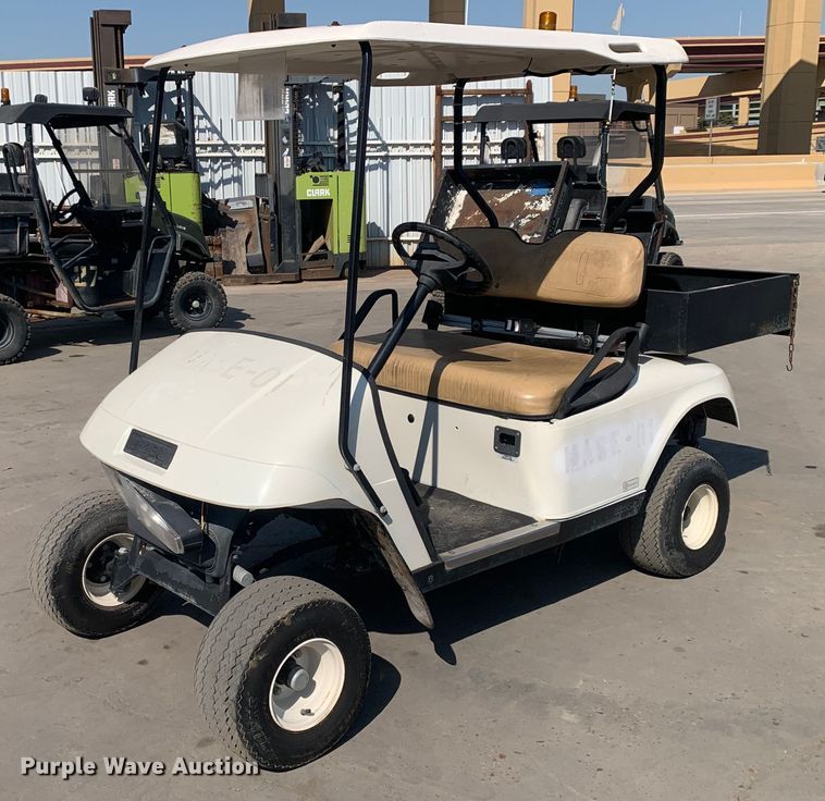 image for item JT9686 2010 EZGO TXT golf cart
