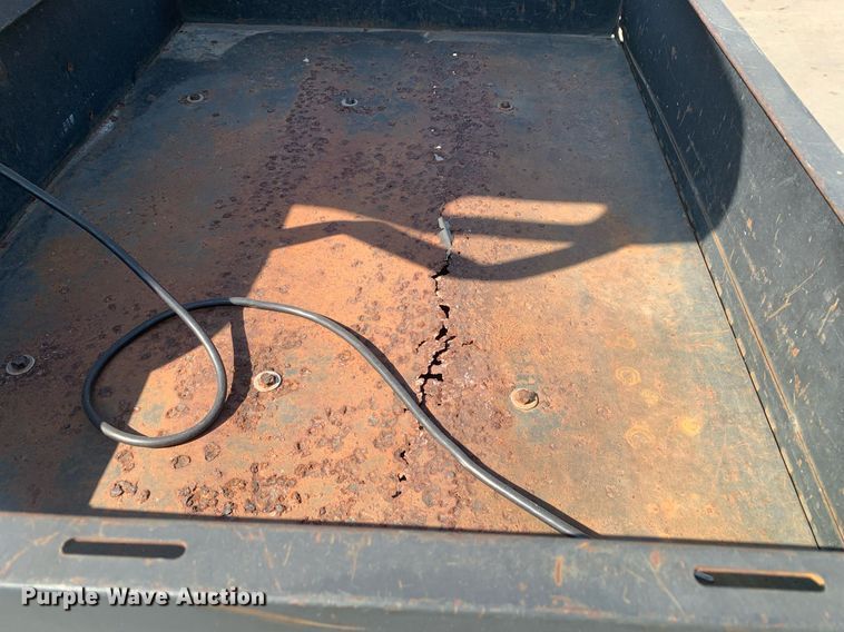 image for item JT9686 2010 EZGO TXT golf cart