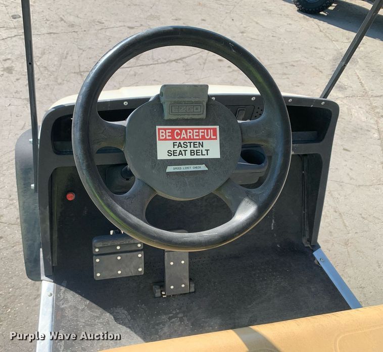 image for item JT9686 2010 EZGO TXT golf cart