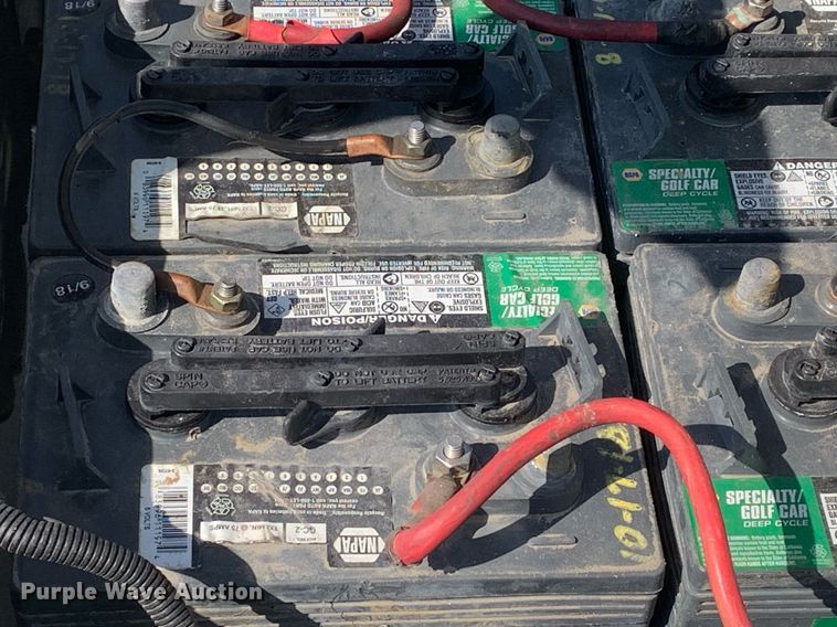 image for item JT9686 2010 EZGO TXT golf cart