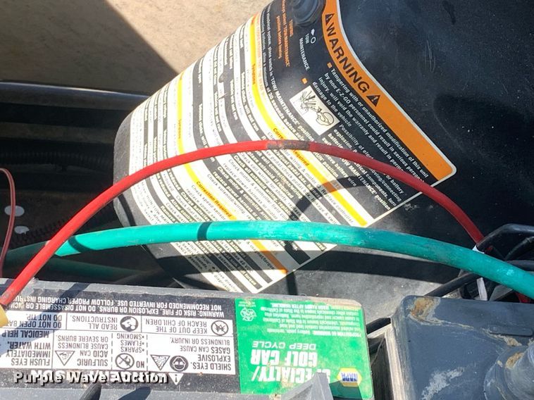 image for item JT9686 2010 EZGO TXT golf cart