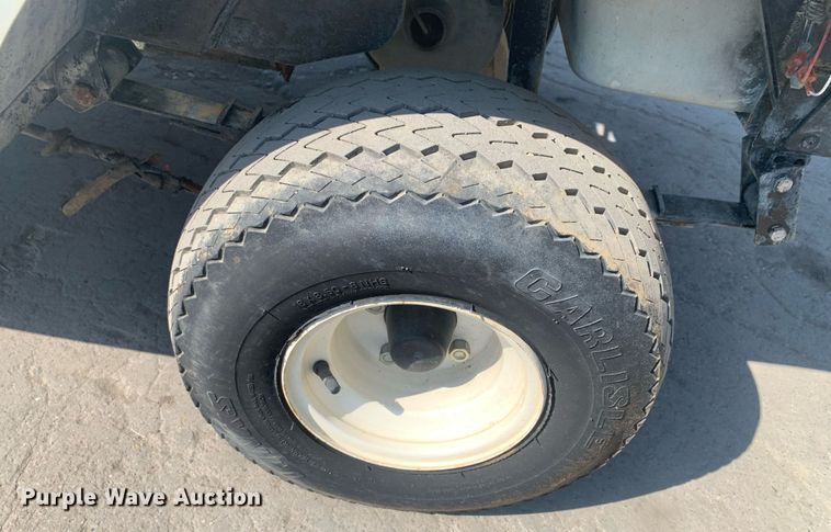 image for item JT9686 2010 EZGO TXT golf cart