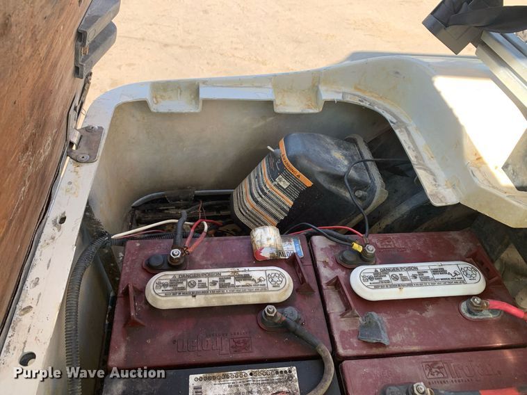 image for item JT9687 EZGO golf cart