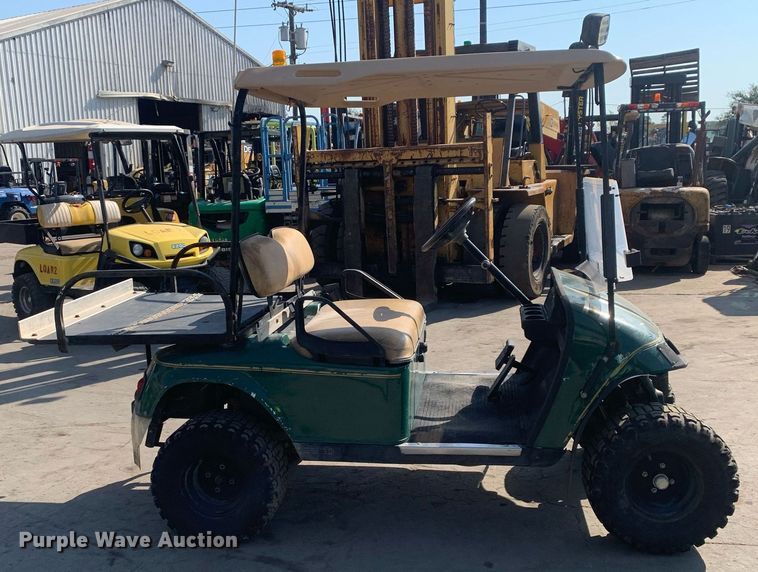 image for item JT9689 2007 EZGO TXT golf cart