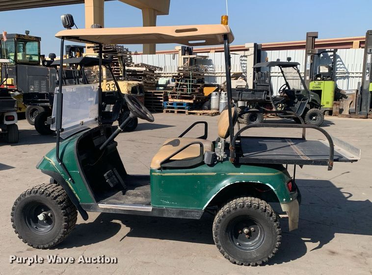 image for item JT9689 2007 EZGO TXT golf cart