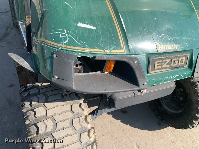 image for item JT9689 2007 EZGO TXT golf cart