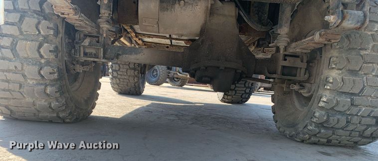 image for item JT9689 2007 EZGO TXT golf cart