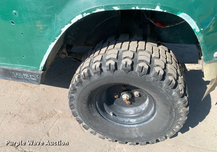 image for item JT9689 2007 EZGO TXT golf cart