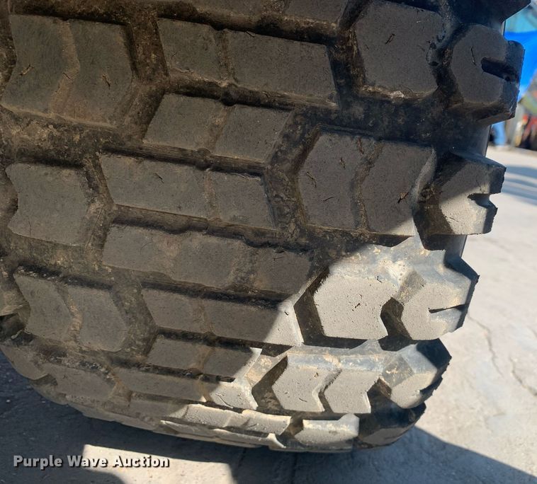 image for item JT9689 2007 EZGO TXT golf cart