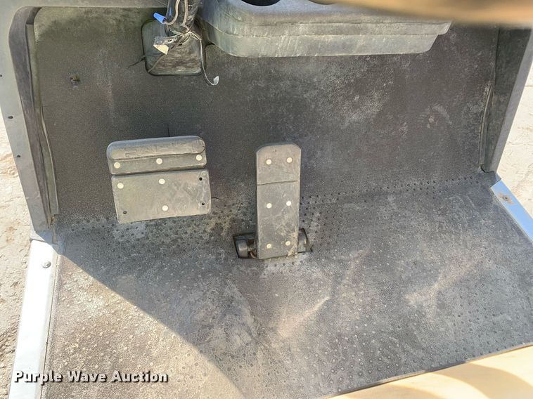 image for item JT9692 2008 EZGO TXT golf cart